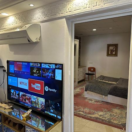 دار ورد قريب للحرم Daire Medine Dış mekan fotoğraf